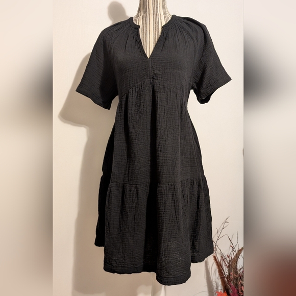 GAP Dresses & Skirts - Gap Black Short Sleeve Dress Women's XS  V Neck Cotton Loose Fitting Nwt